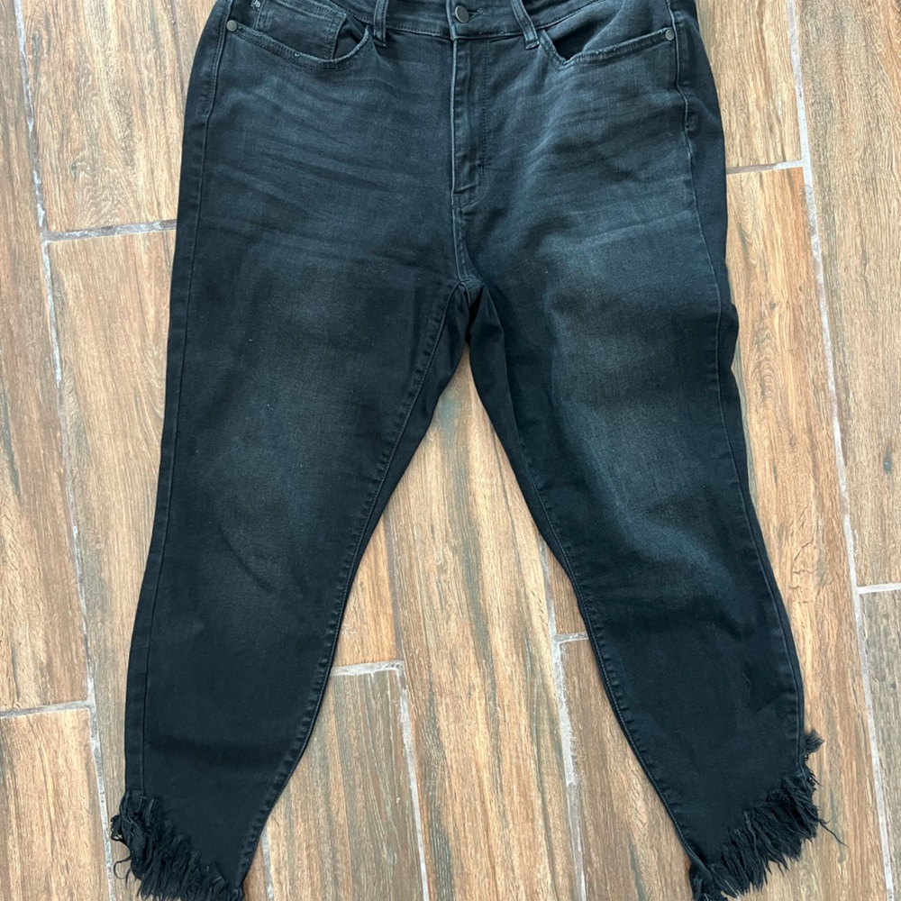 Judy Blue black distressed frayed jeans